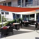 Kenese Bay Garden & Conference 4* 巴拉腾肯尼斯