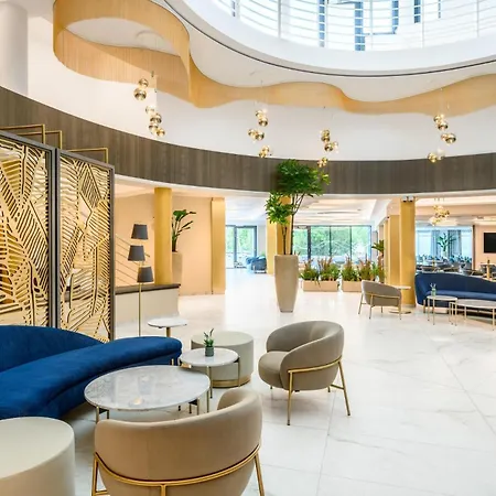 Kenese Bay Garden & Conference 4* Balatonkenese