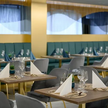 Kenese Bay Garden Resort&conference Hotel Balatonkenese