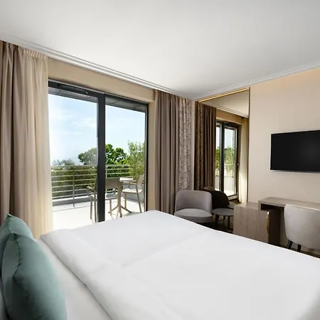 Hotel Kenese Bay Garden Resort&conference