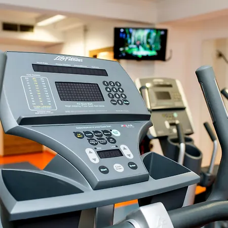 Kenese Bay Garden & Conference 酒店 巴拉腾肯尼斯