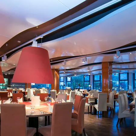 Kenese Bay Garden & Conference 4* 巴拉腾肯尼斯