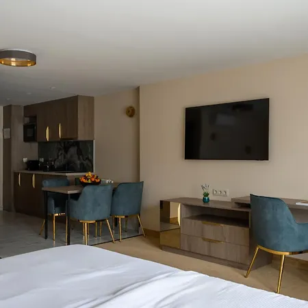 Kenese Bay Garden & Conference Ξενοδοχείο 4*