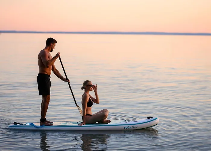 Kenese Bay Garden & Conference Balatonkenese