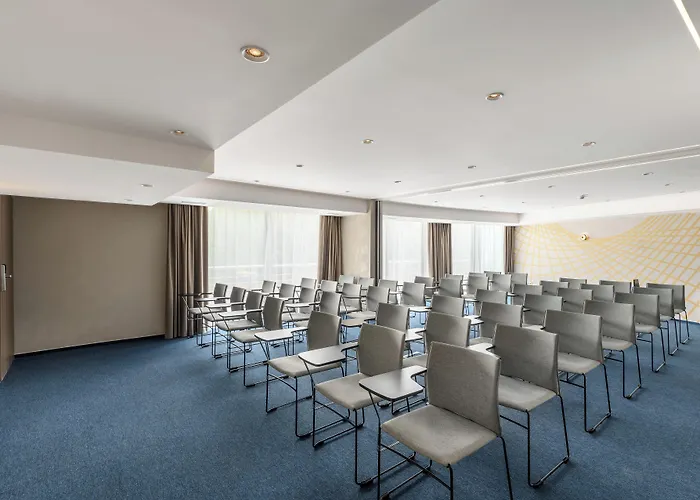 Kenese Bay Garden & Conference Balatonkenese